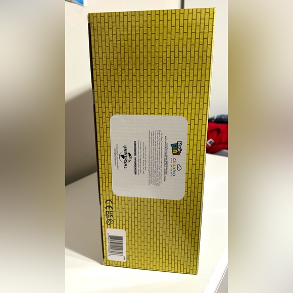 Wicked Care Bears Glinda & Elphaba
Limited Edition NIB - Picture 5 of 5